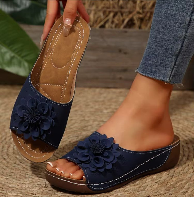 AuraGlow Women Sandals