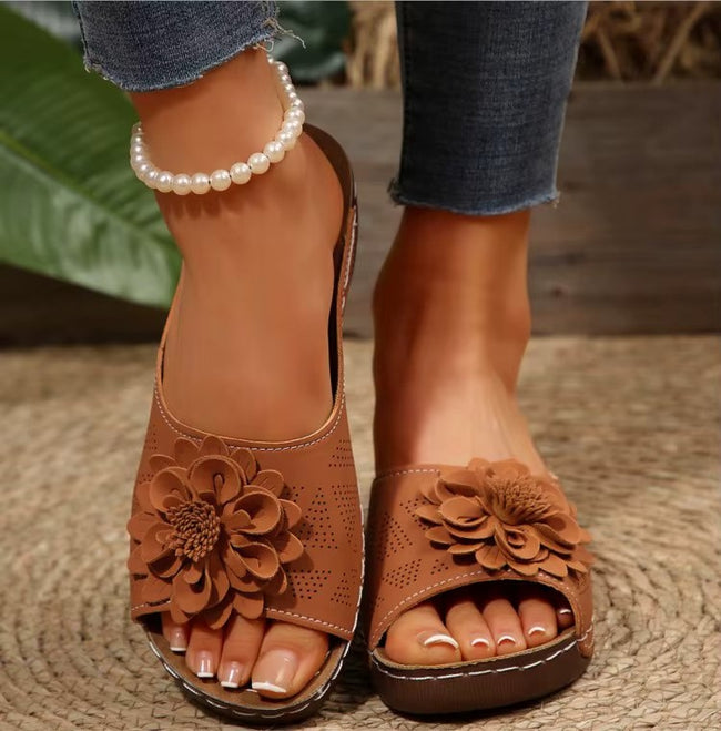AuraGlow Women Sandals