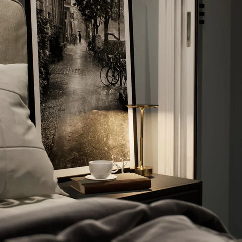 EvoLume Modern Wireless Table Lamp