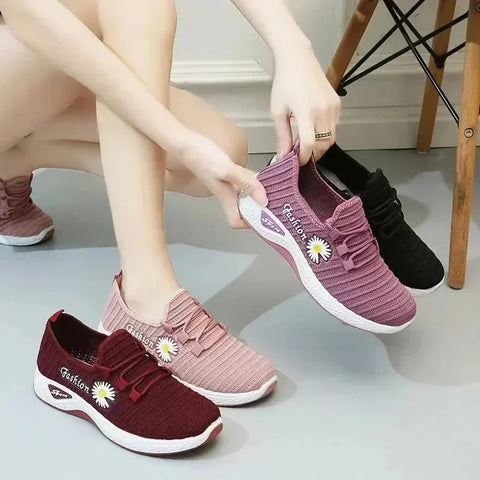 FashionStride Comfortable Women's Sneakers