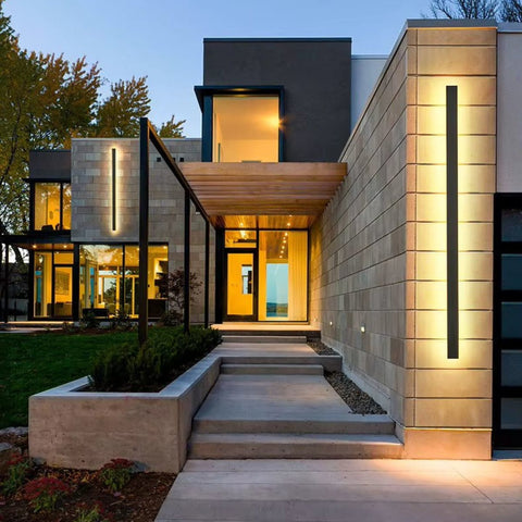 LumiLine Outdoor LED Wall Light