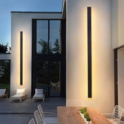 LumiLine Outdoor LED Wall Light