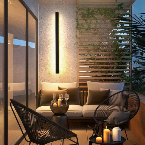 LumiLine Outdoor LED Wall Light