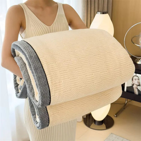 VeluLuxe Soft Blanket