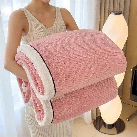 VeluLuxe Soft Blanket