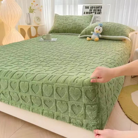 VelvetDream Velvet Fleece Bed Sheets